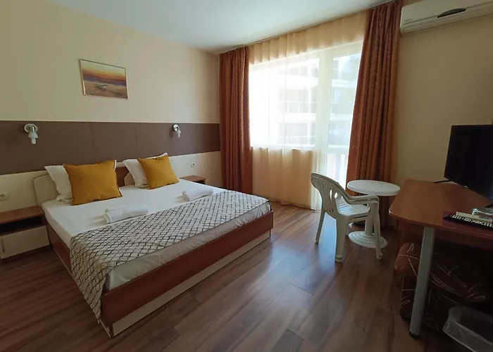 семеен детелини プリモルスコ